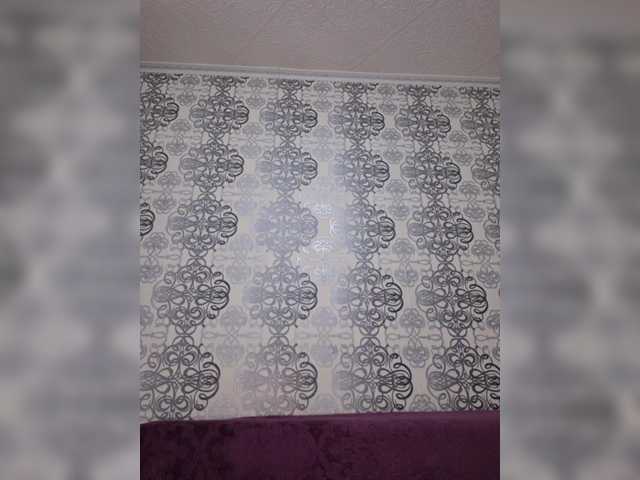 -Little-Devil's BongaCams show and profile