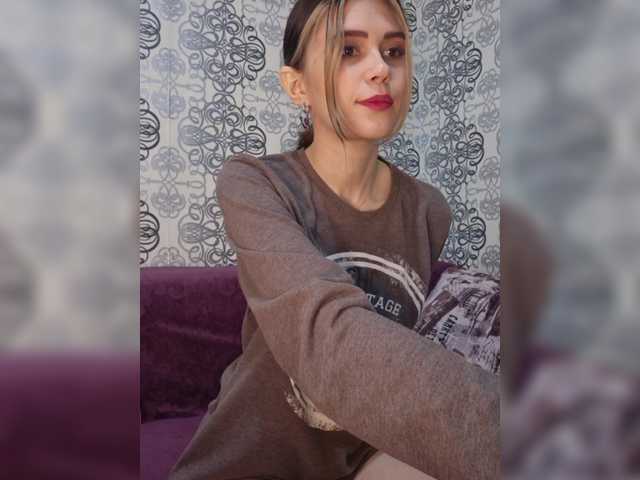 -Little-Devil's BongaCams profile