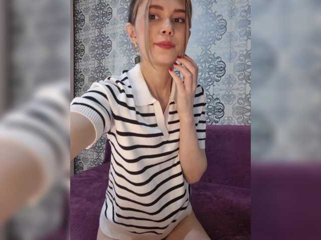 -Little-Devil's BongaCams profile