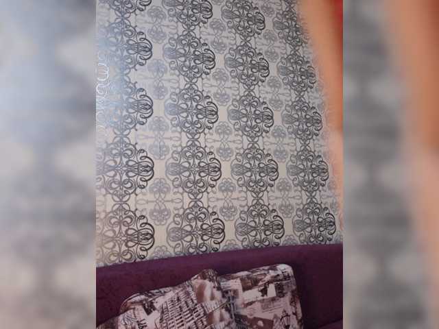 -Little-Devil's BongaCams show and profile