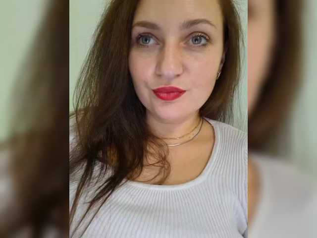 MiLAshKaA's BongaCams show and profile