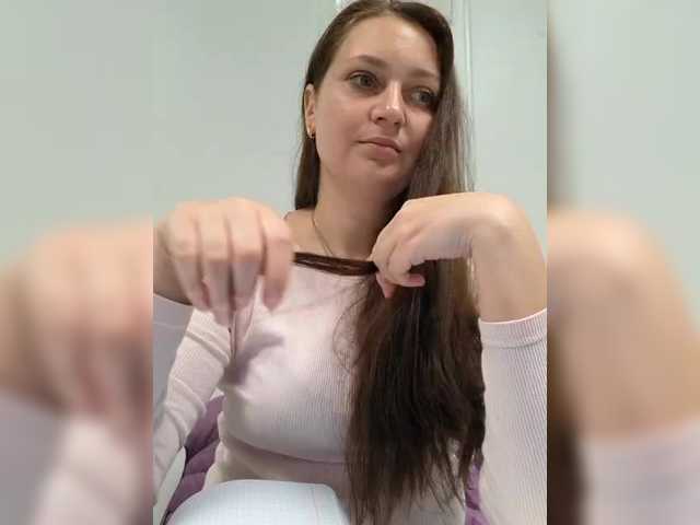 MiLAshKaA's BongaCams show and profile