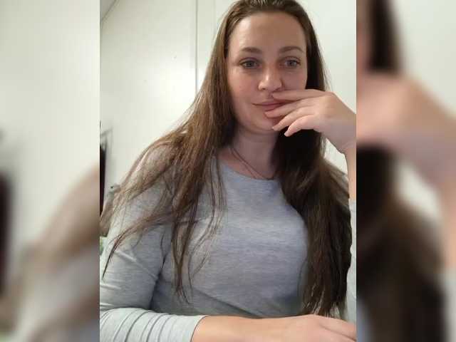 MiLAshKaA's BongaCams show and profile