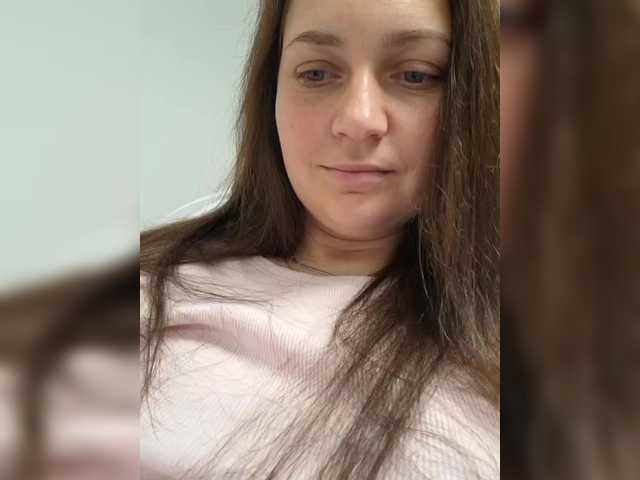 MiLAshKaA's BongaCams show and profile