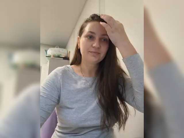 MiLAshKaA's BongaCams show and profile