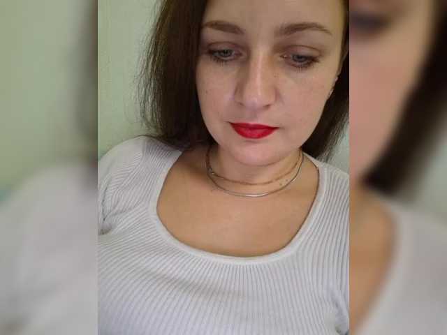 MiLAshKaA's BongaCams show and profile