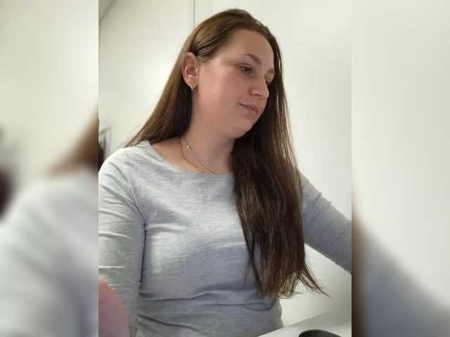 MiLAshKaA's BongaCams show and profile