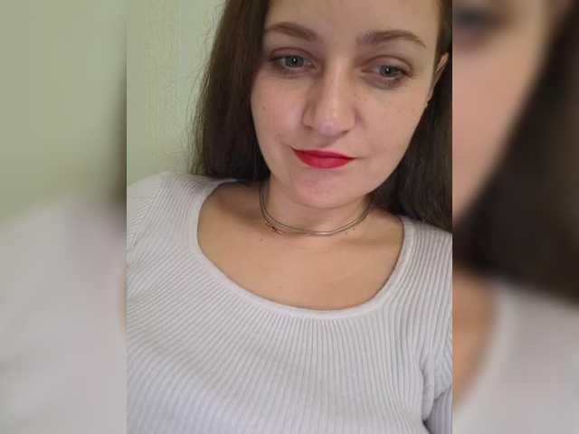 MiLAshKaA's BongaCams show and profile