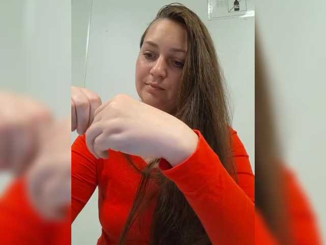 MiLAshKaA's BongaCams show and profile