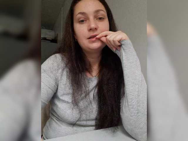 MiLAshKaA's BongaCams show and profile