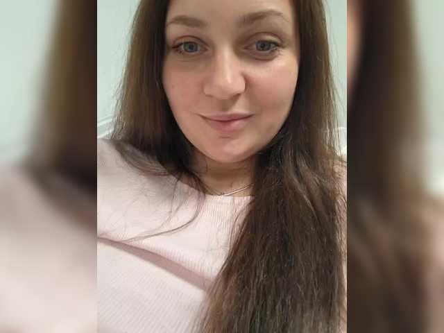 MiLAshKaA's BongaCams show and profile