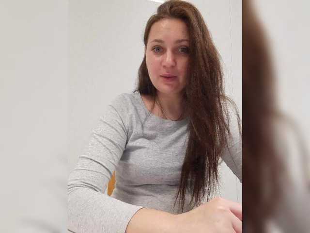 MiLAshKaA's BongaCams show and profile