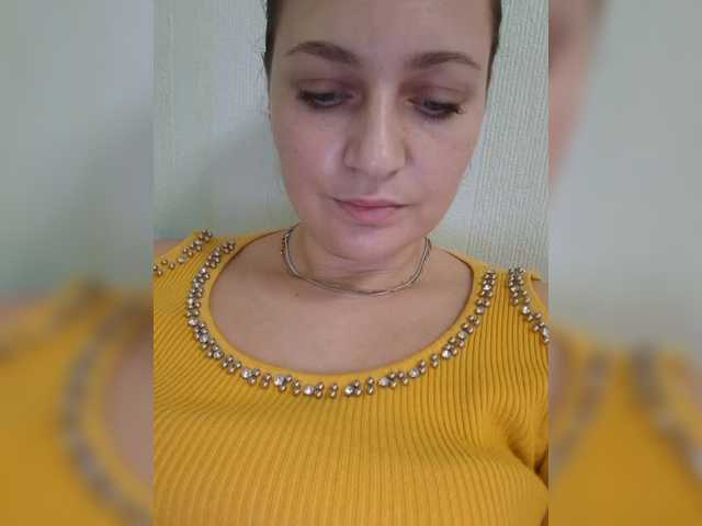 MiLAshKaA's BongaCams show and profile