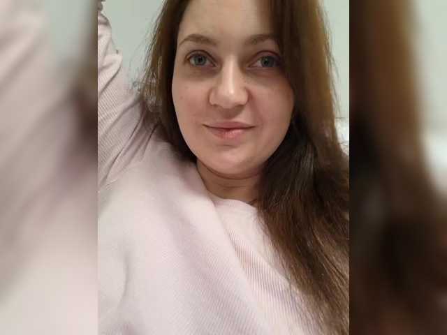 MiLAshKaA's BongaCams show and profile