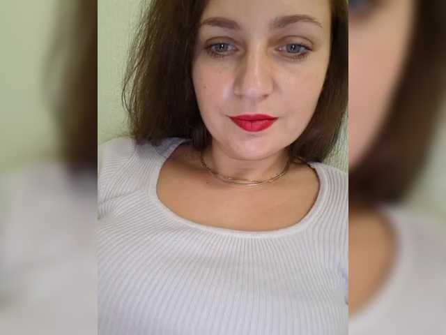 MiLAshKaA's BongaCams show and profile