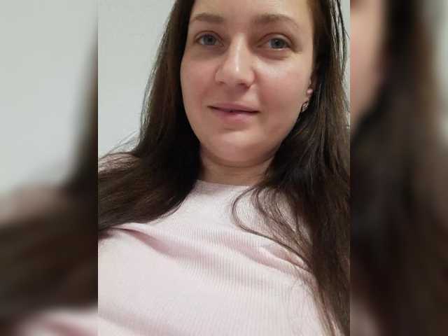 MiLAshKaA's BongaCams show and profile