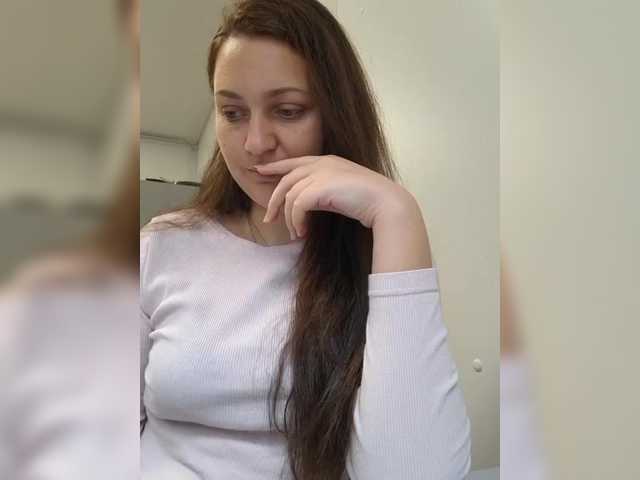 MiLAshKaA's BongaCams show and profile