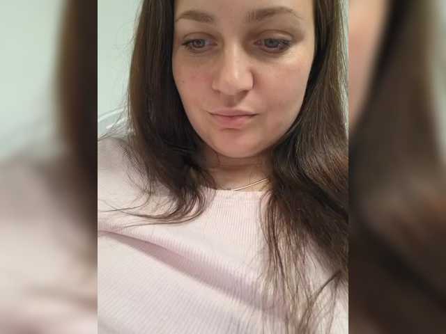 MiLAshKaA's BongaCams show and profile