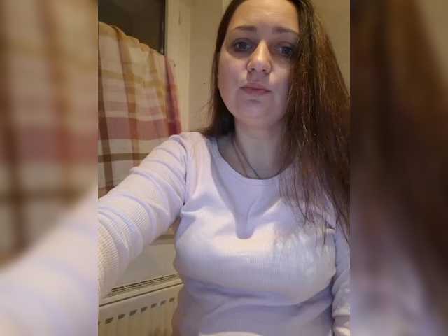 MiLAshKaA's BongaCams show and profile