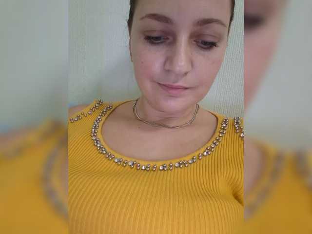 MiLAshKaA's BongaCams show and profile