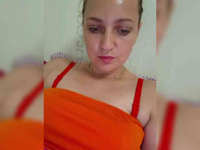 MiLAshKaA's webcam live show