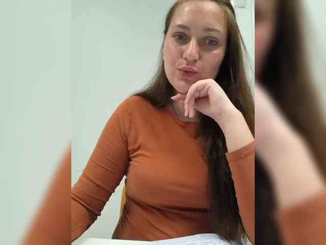 MiLAshKaA Live Webcam on BongaCams