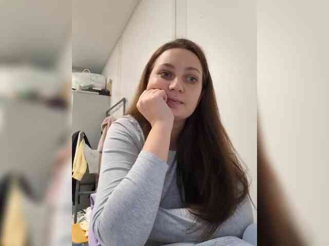 MiLAshKaA Live Webcam on BongaCams