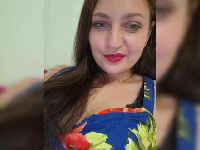 web cam show MiLAshKaA