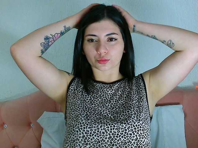 JenellKurtz's BongaCams show and profile