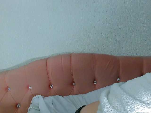 JenellKurtz's BongaCams show and profile