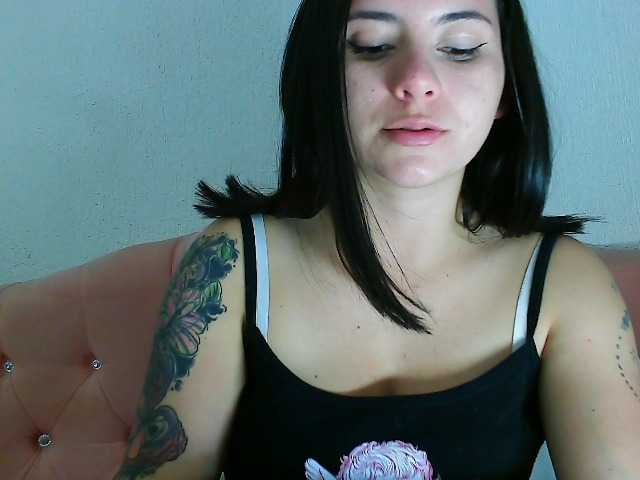 JenellKurtz's BongaCams show and profile