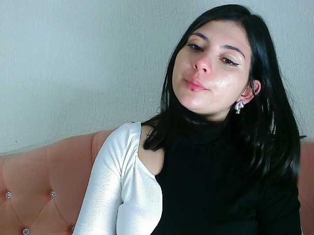 JenellKurtz's BongaCams show and profile