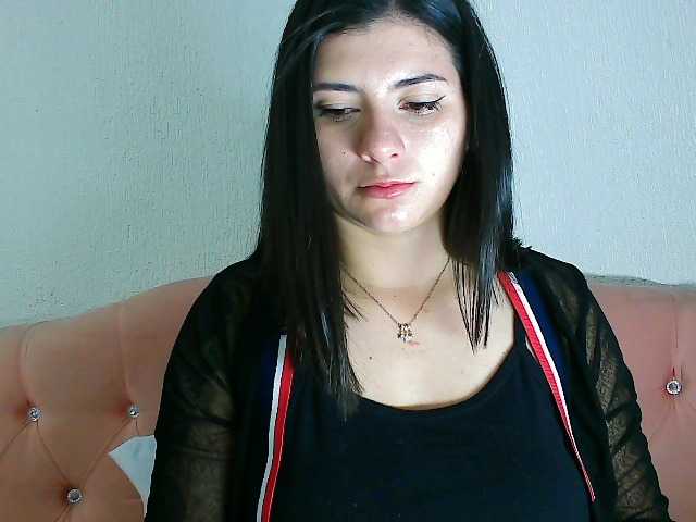 JenellKurtz's BongaCams show and profile