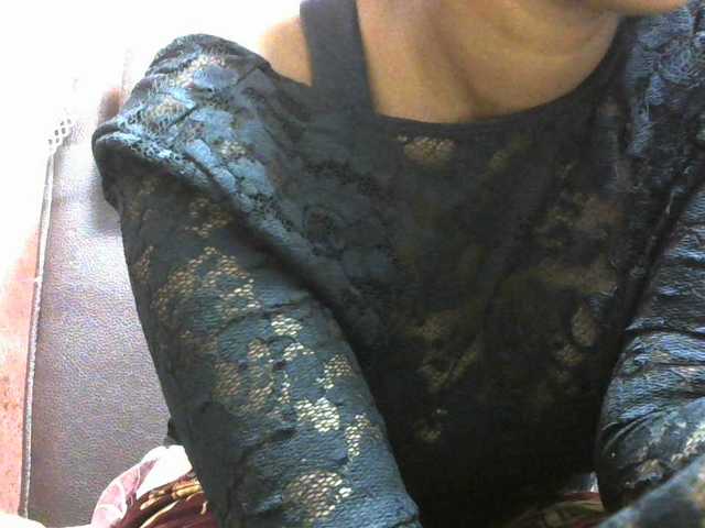 Amelia25's BongaCams show and profile