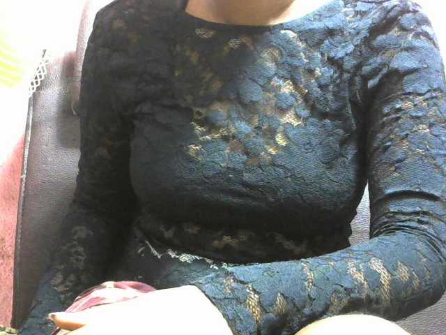 Amelia25's BongaCams show and profile