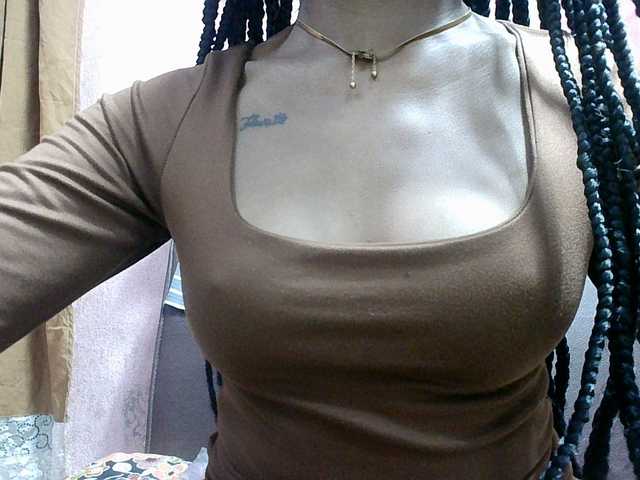  Amelia25 chat room