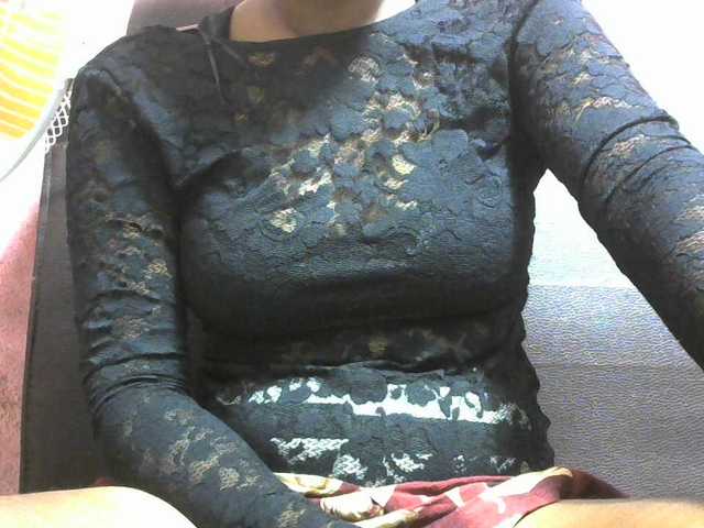 Amelia25's BongaCams show and profile