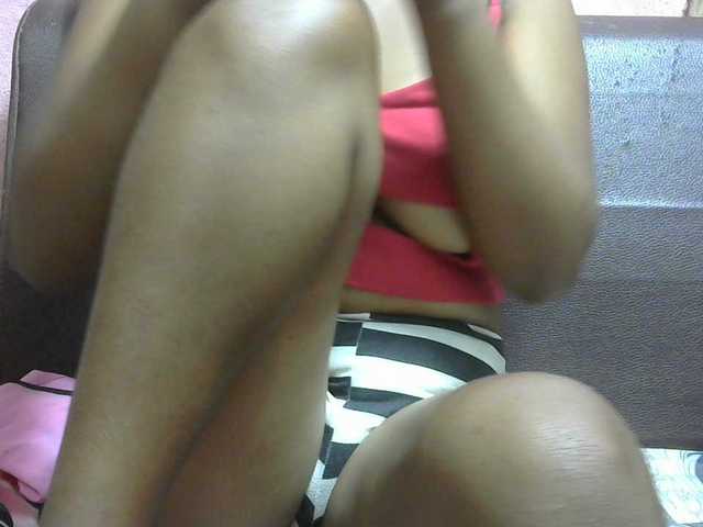 Amelia25's BongaCams show and profile