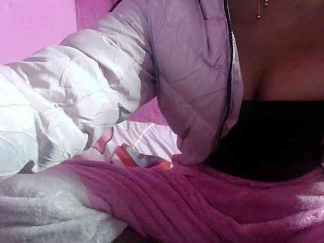 Amelia25 webcam