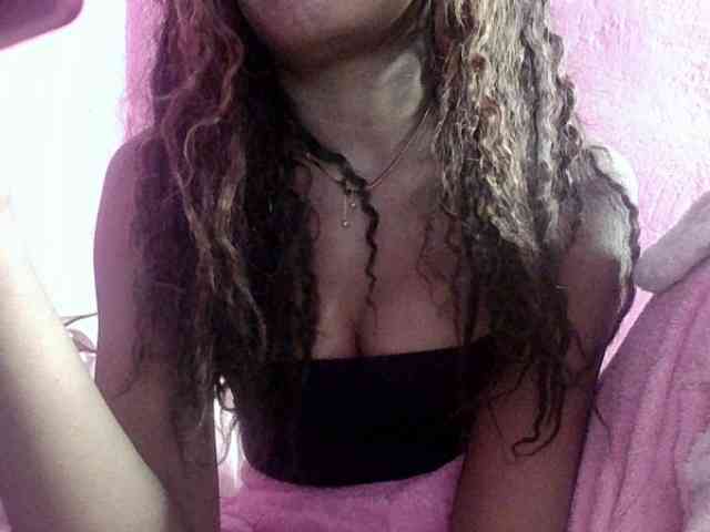 Amelia25 webcam