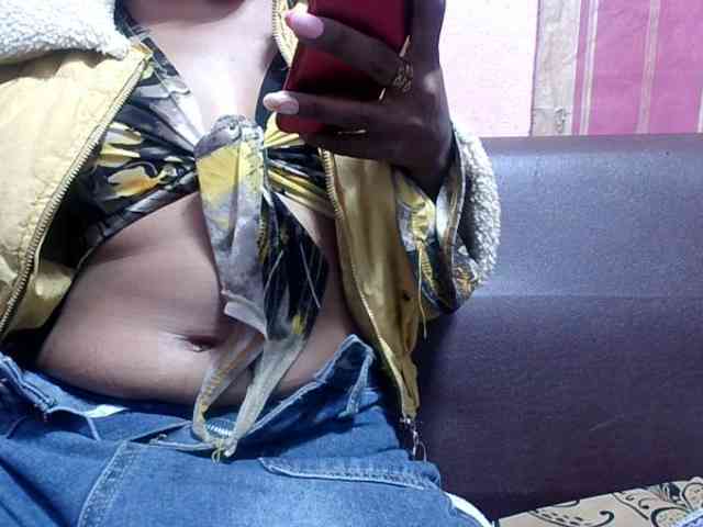 Amelia25 webcam