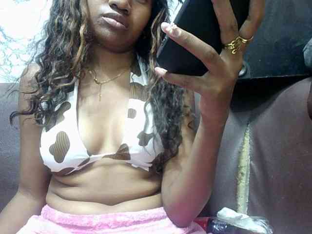 Amelia25 webcam