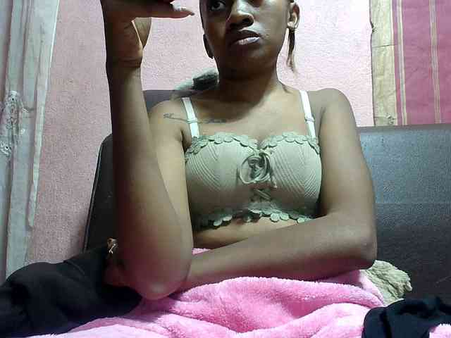 Amelia25 webcam
