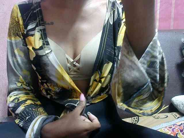 Amelia25 webcam