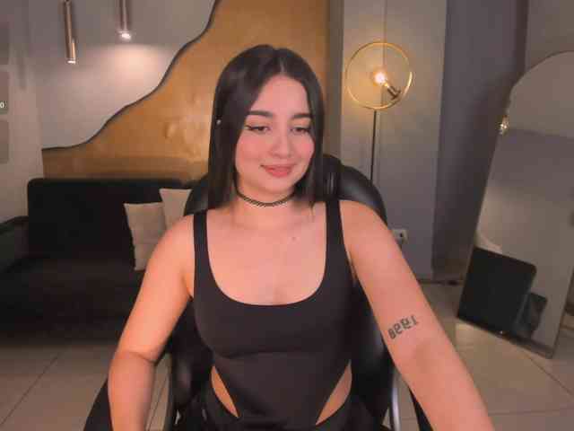 ArianaMonroe webcam