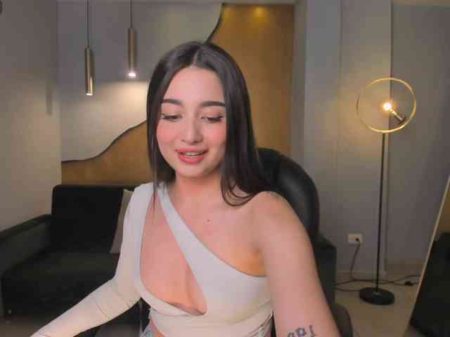 ArianaMonroe webcam