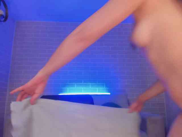 ArianaMonroe webcam