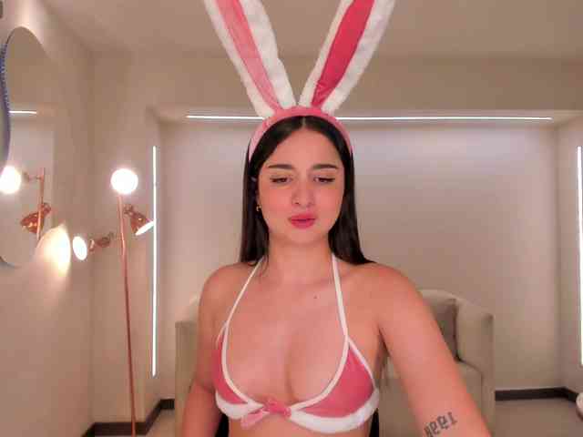 ArianaMonroe webcam