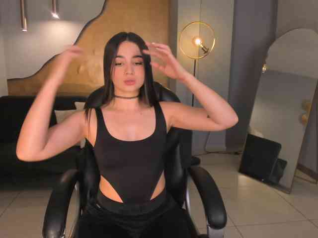ArianaMonroe webcam