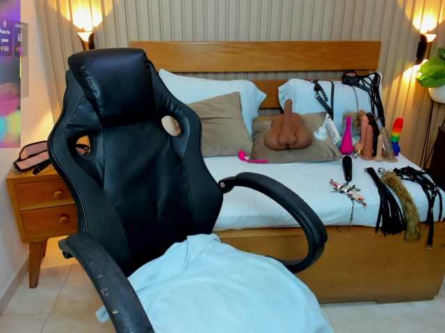 luciana-ballesteros's BongaCams show and profile